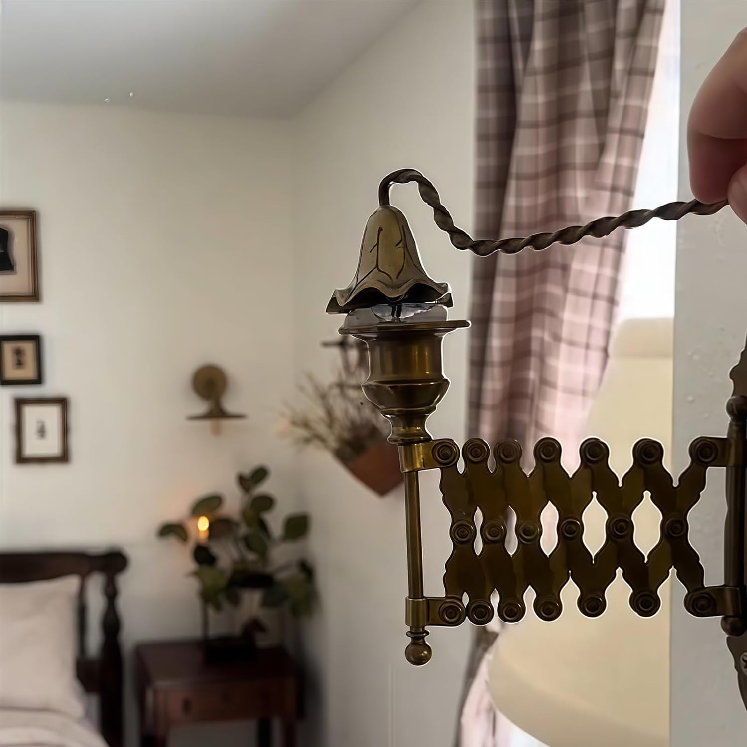 Extendable Vintage Taper Candle Holder