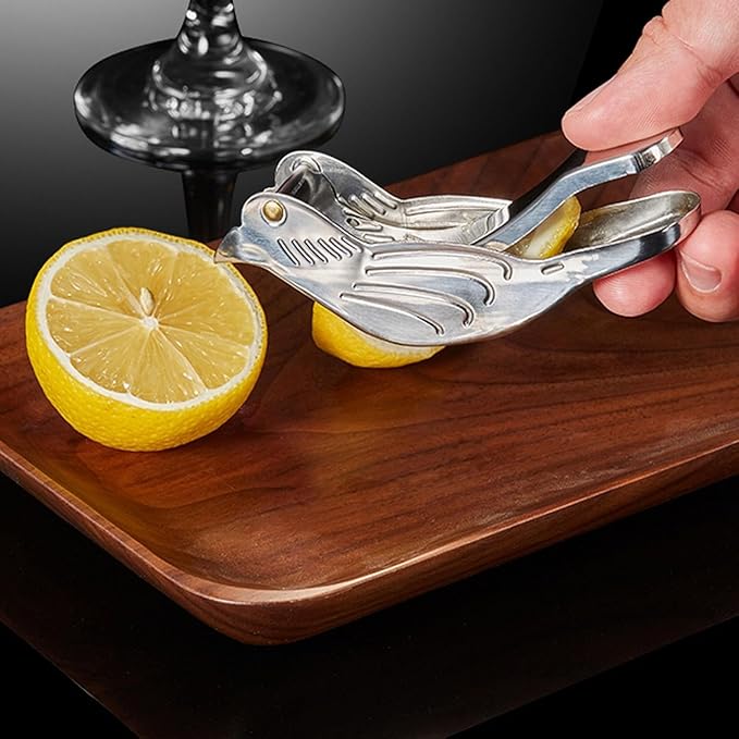 Elegant Bird-Shaped Stainless Steel Lemon Squeezer – Portable, Durable, and Perfect for Fresh Citrus Juice Anytime